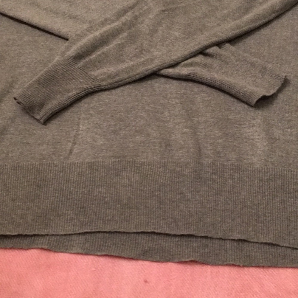 WORTHINGTON Basic Gray Sweater - Picture 4 of 6